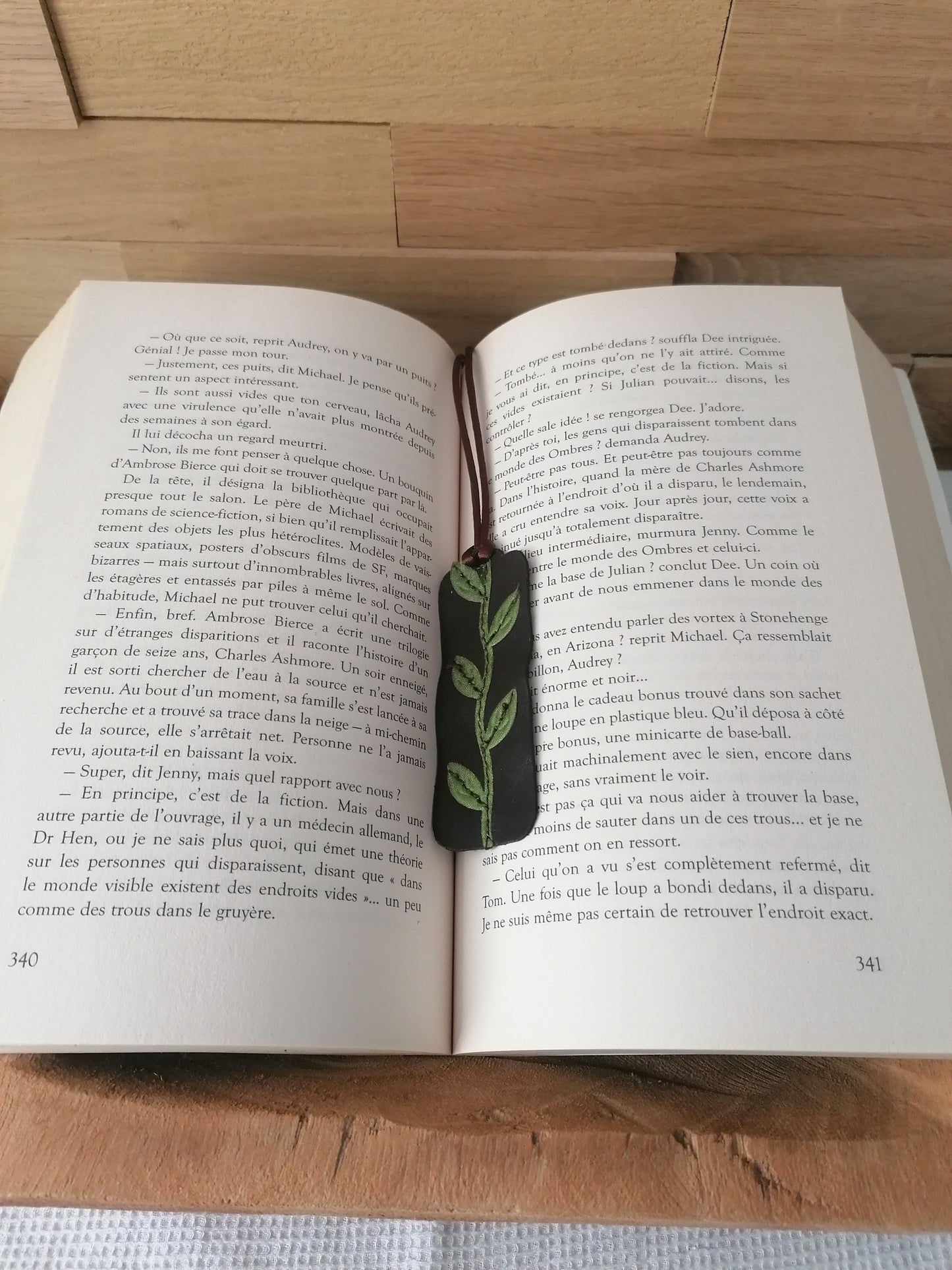 Marque page nature en cuir