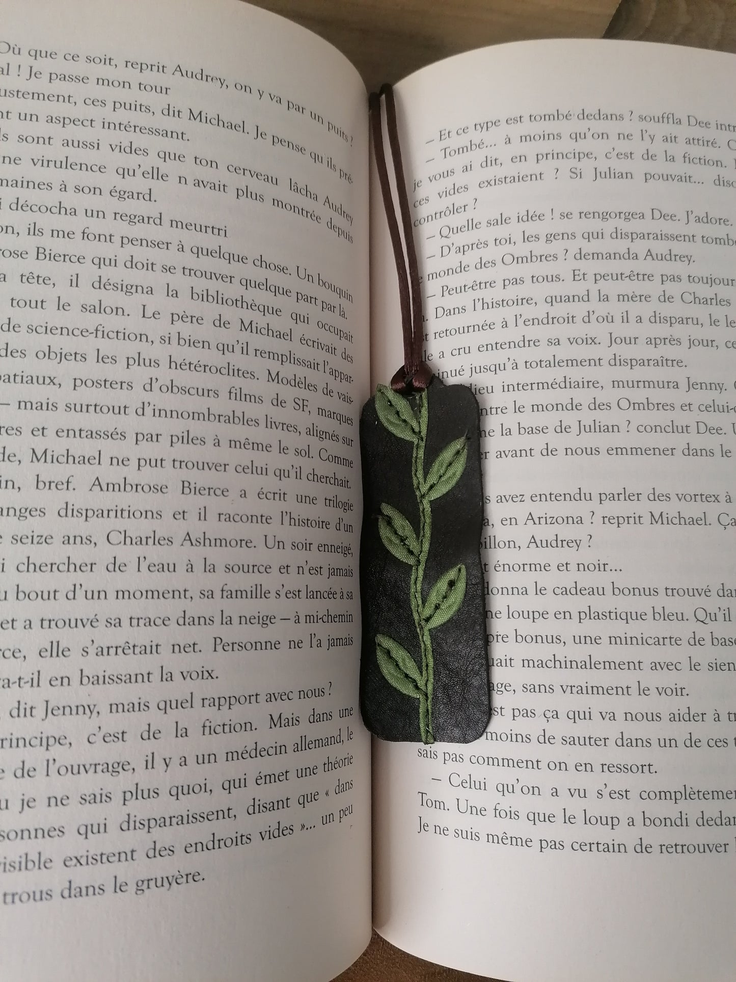 Marque page nature en cuir