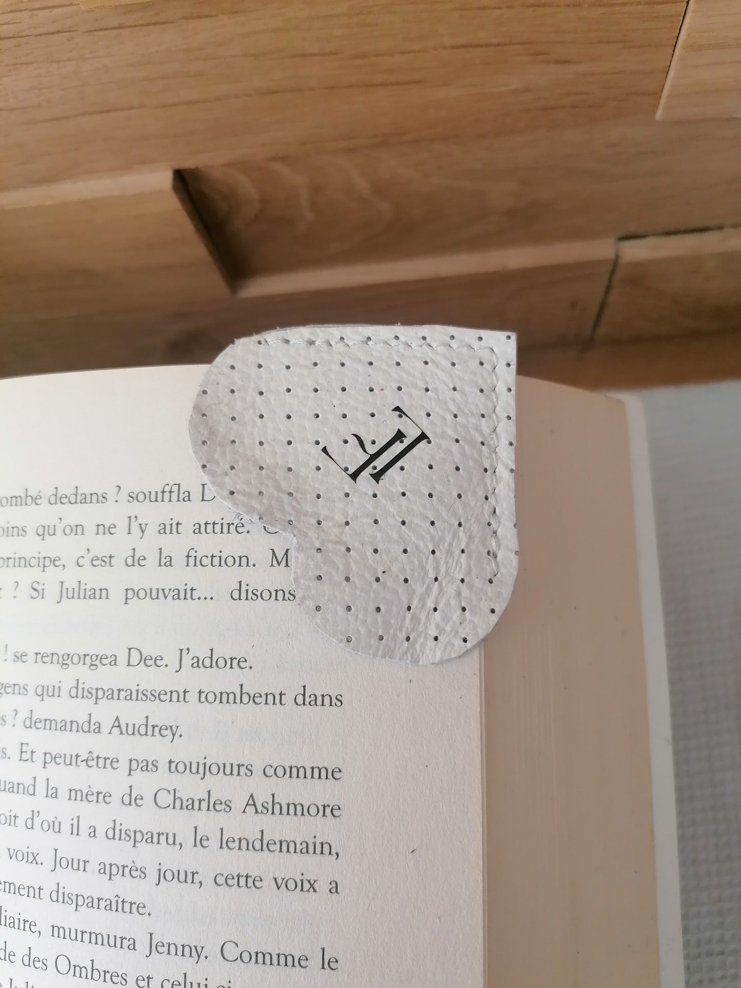 Marque page cœur d'angle en cuir