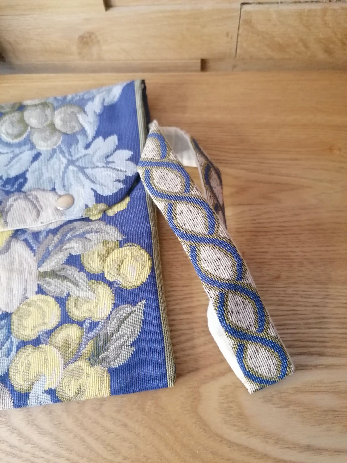 Pochette tablette "Edition limitée"