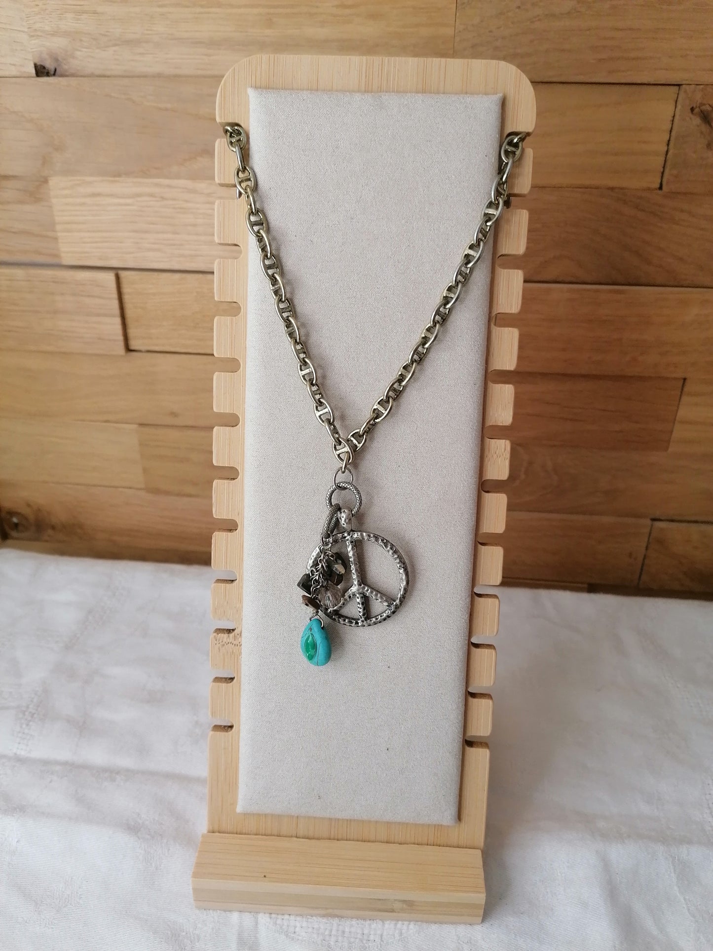 Collier peace and love unique
