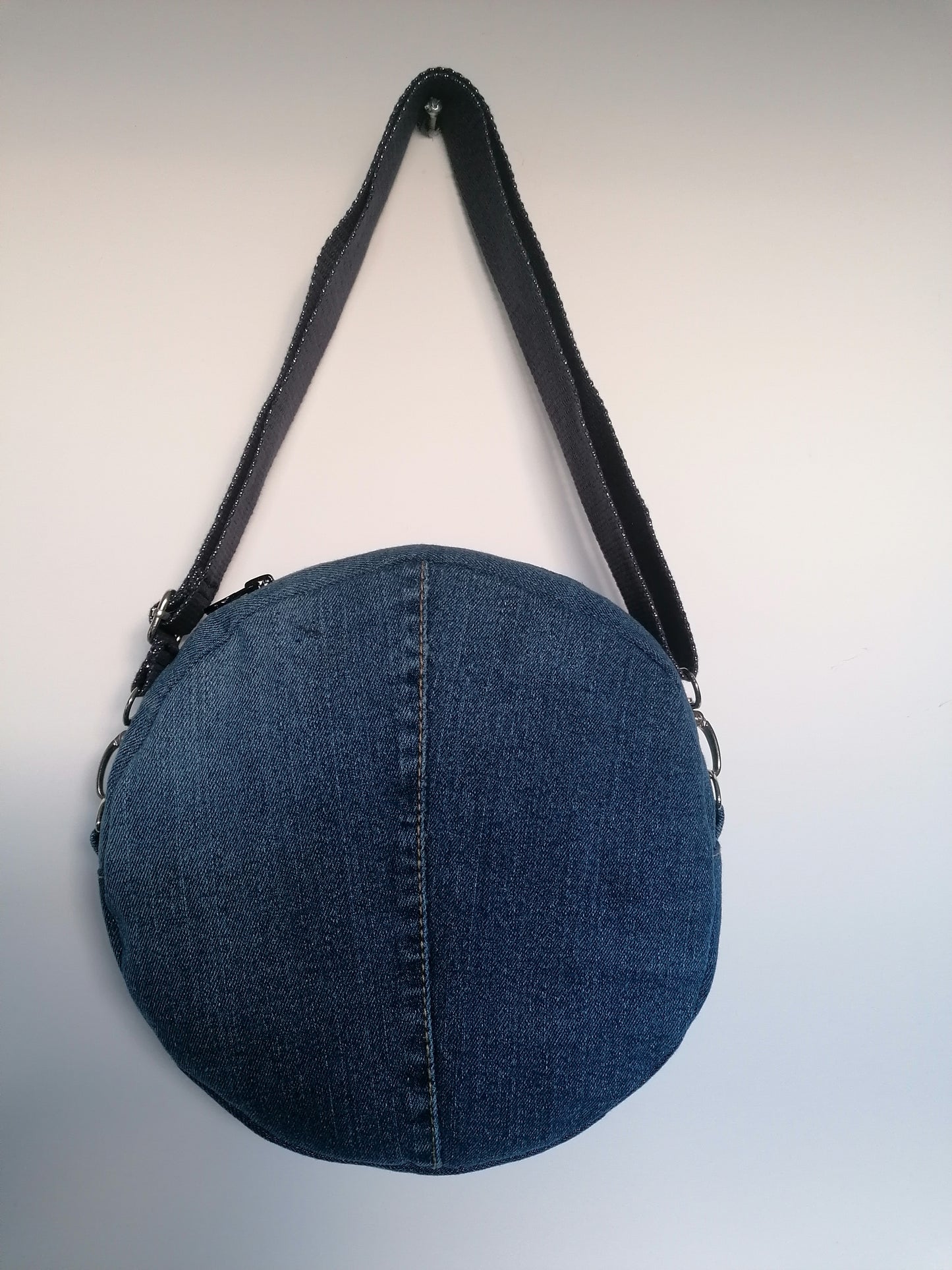 Sac à main en jeans upcyclés unique
