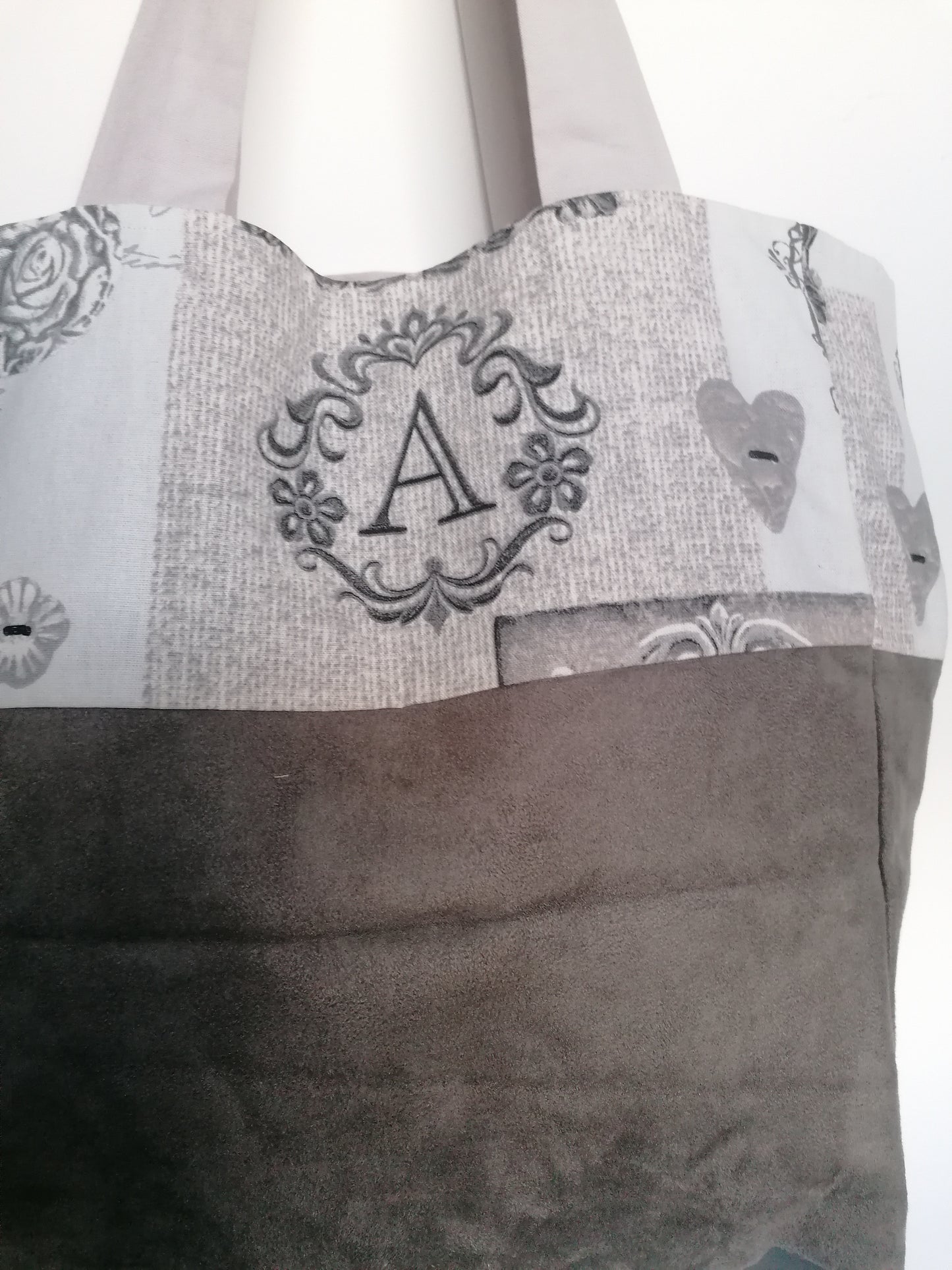 Sac à main en tissus unique